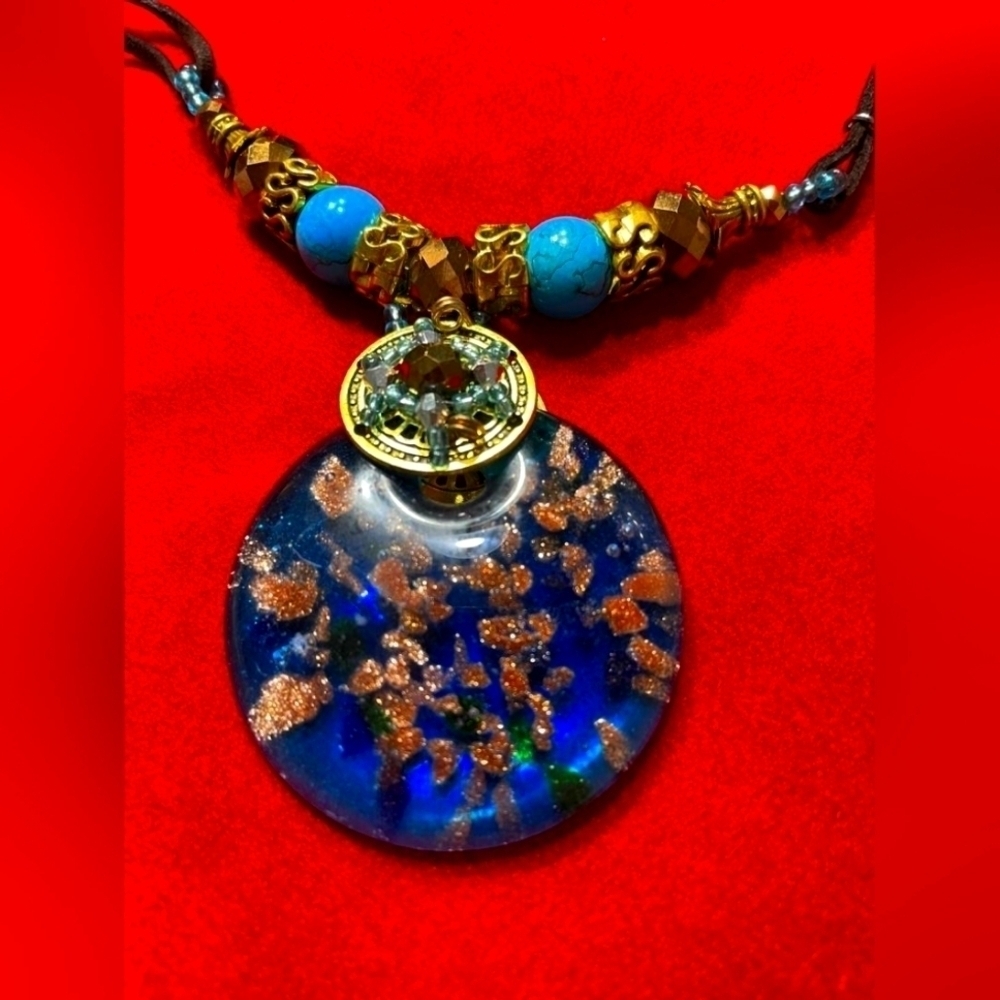 Women's beautiful blue necklace